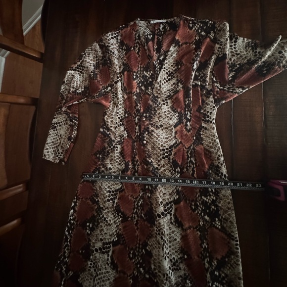 Mango Snake Print Maxi Shirt Dress V-Neck Long Sleeve - Picture 6 of 12